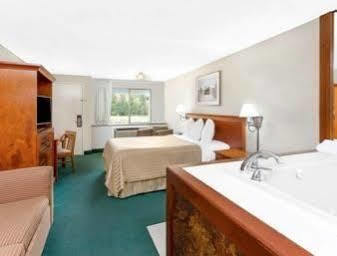 Oyo Hotel Centralia Luaran gambar